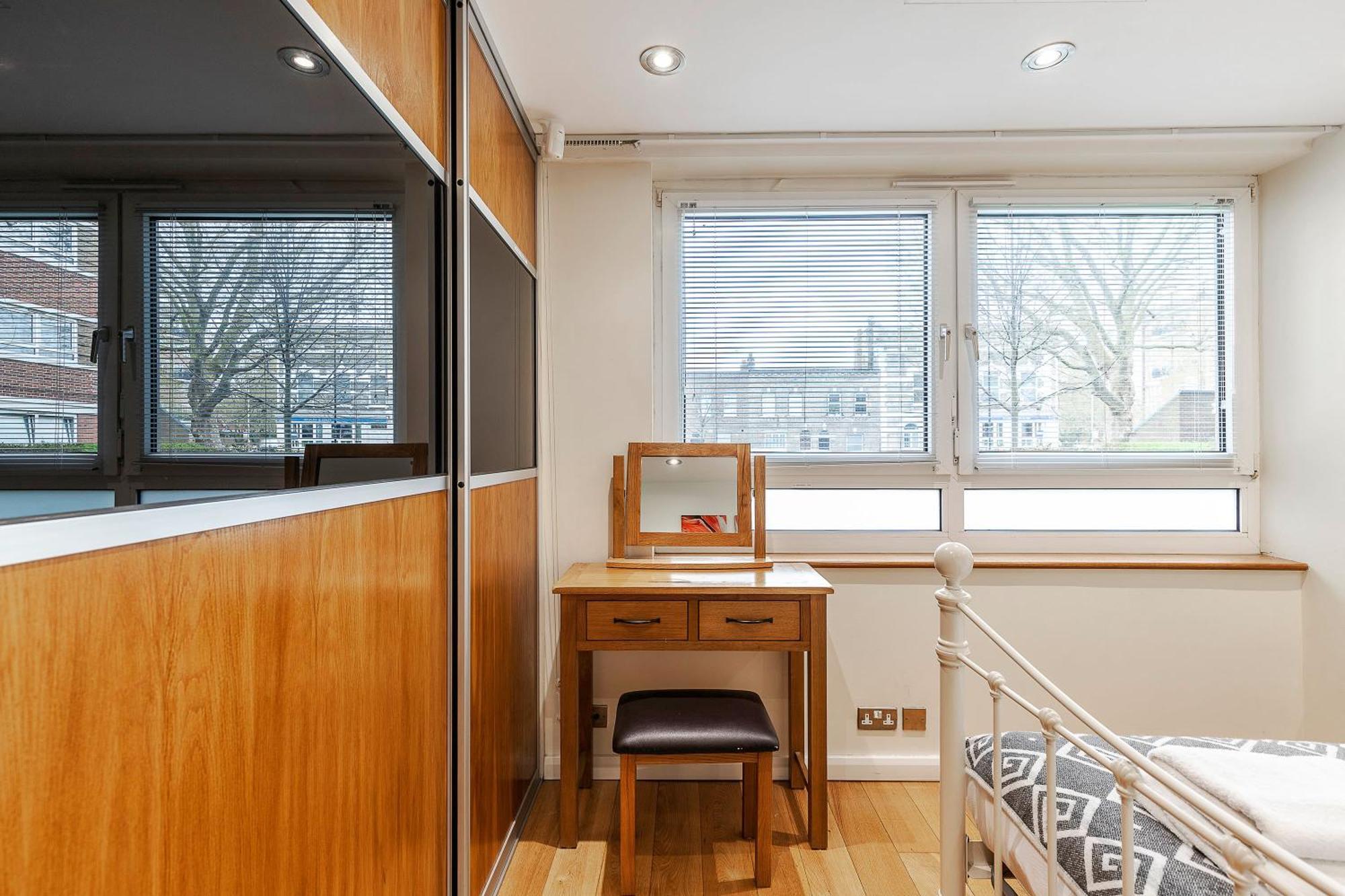 Tower Bridge 2Br Apartment For 6 With Terrace 런던 외부 사진