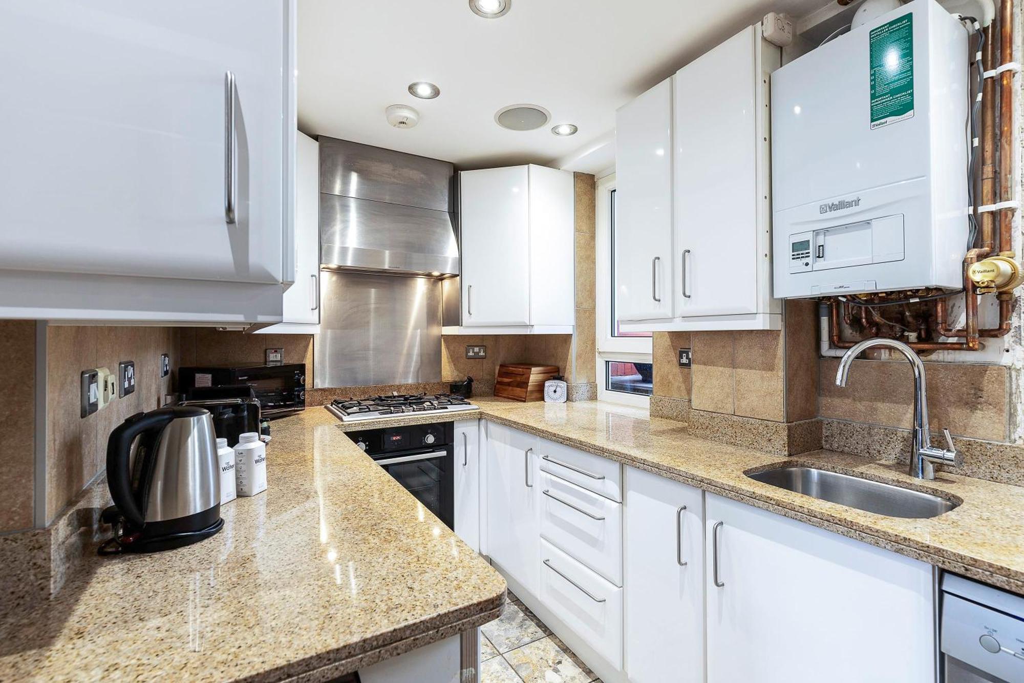 Tower Bridge 2Br Apartment For 6 With Terrace 런던 외부 사진