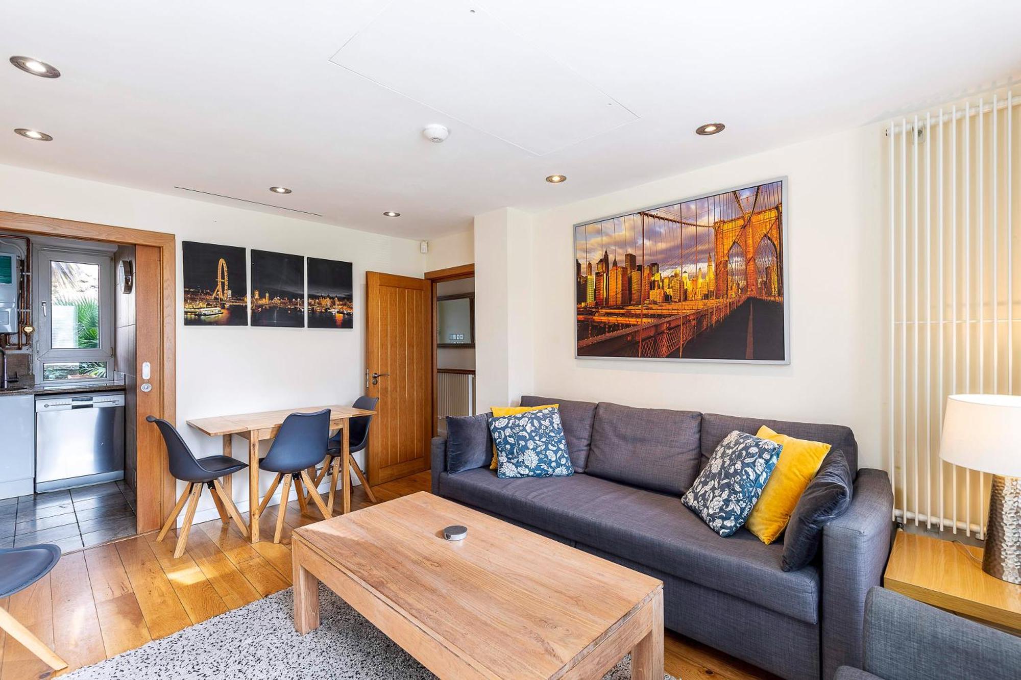 Tower Bridge 2Br Apartment For 6 With Terrace 런던 외부 사진