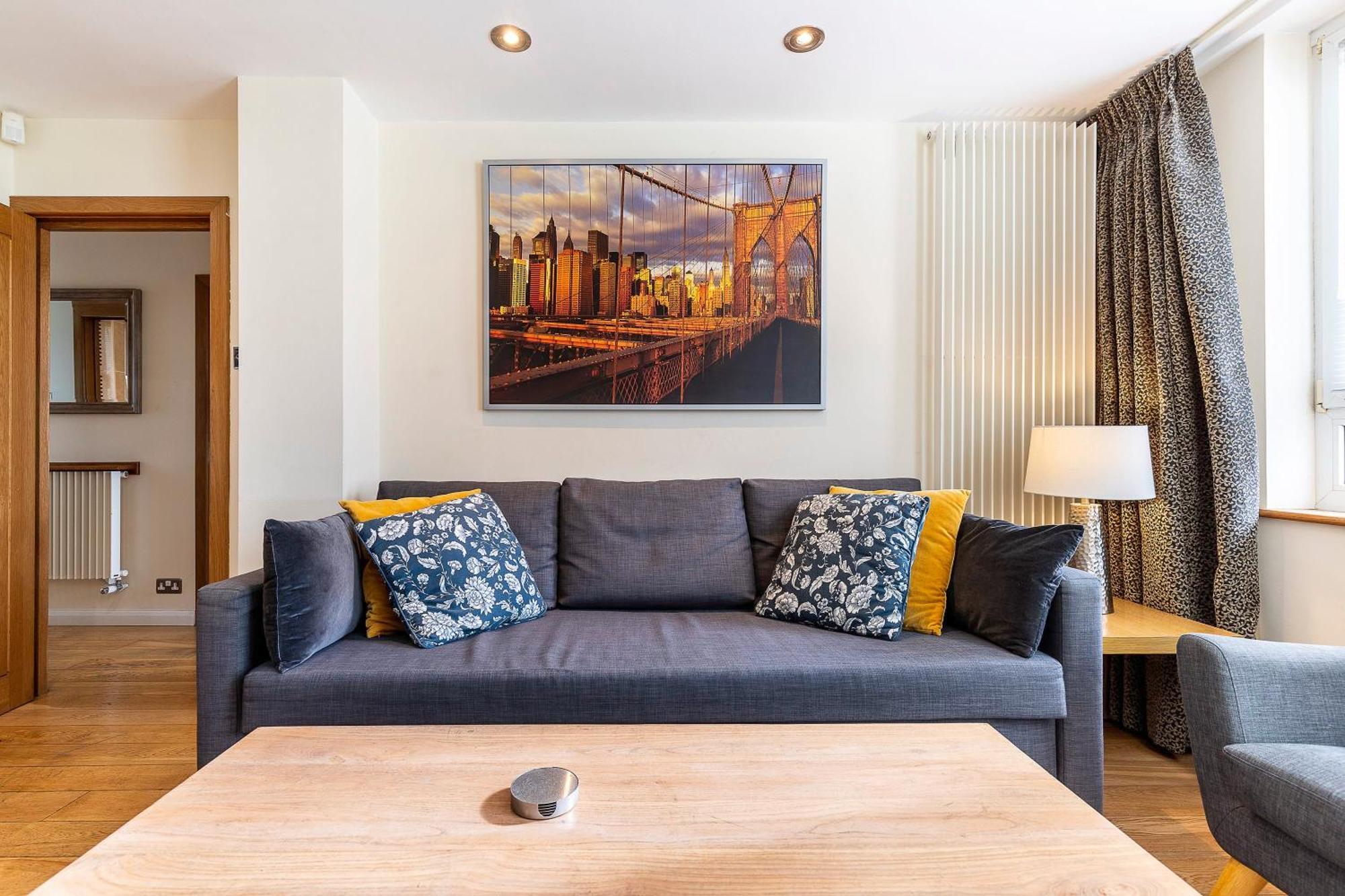 Tower Bridge 2Br Apartment For 6 With Terrace 런던 외부 사진